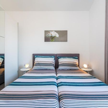 House Of Dalmatia Apartment Pakostane Bagian luar foto