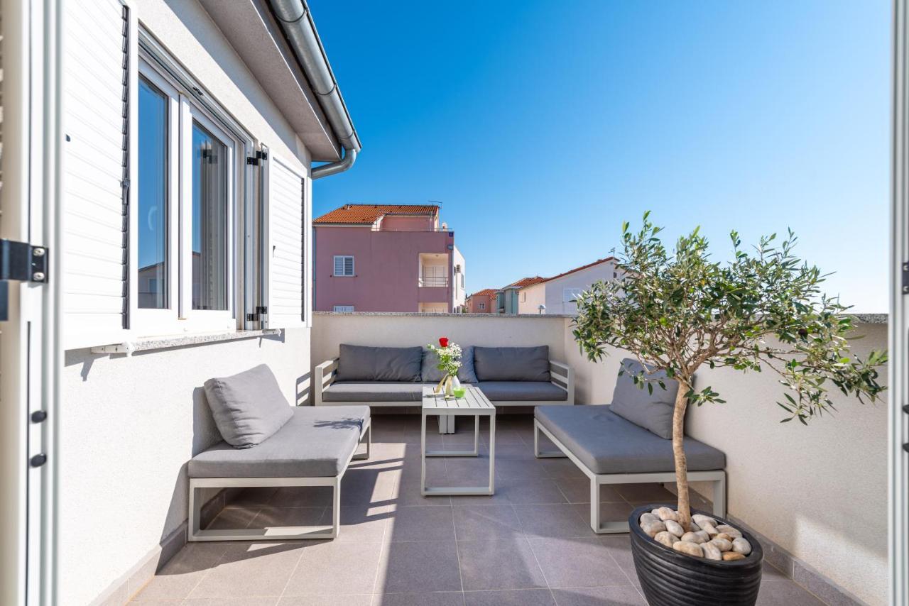 House Of Dalmatia Apartment Pakostane Bagian luar foto