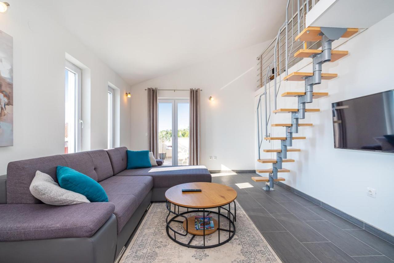 House Of Dalmatia Apartment Pakostane Bagian luar foto