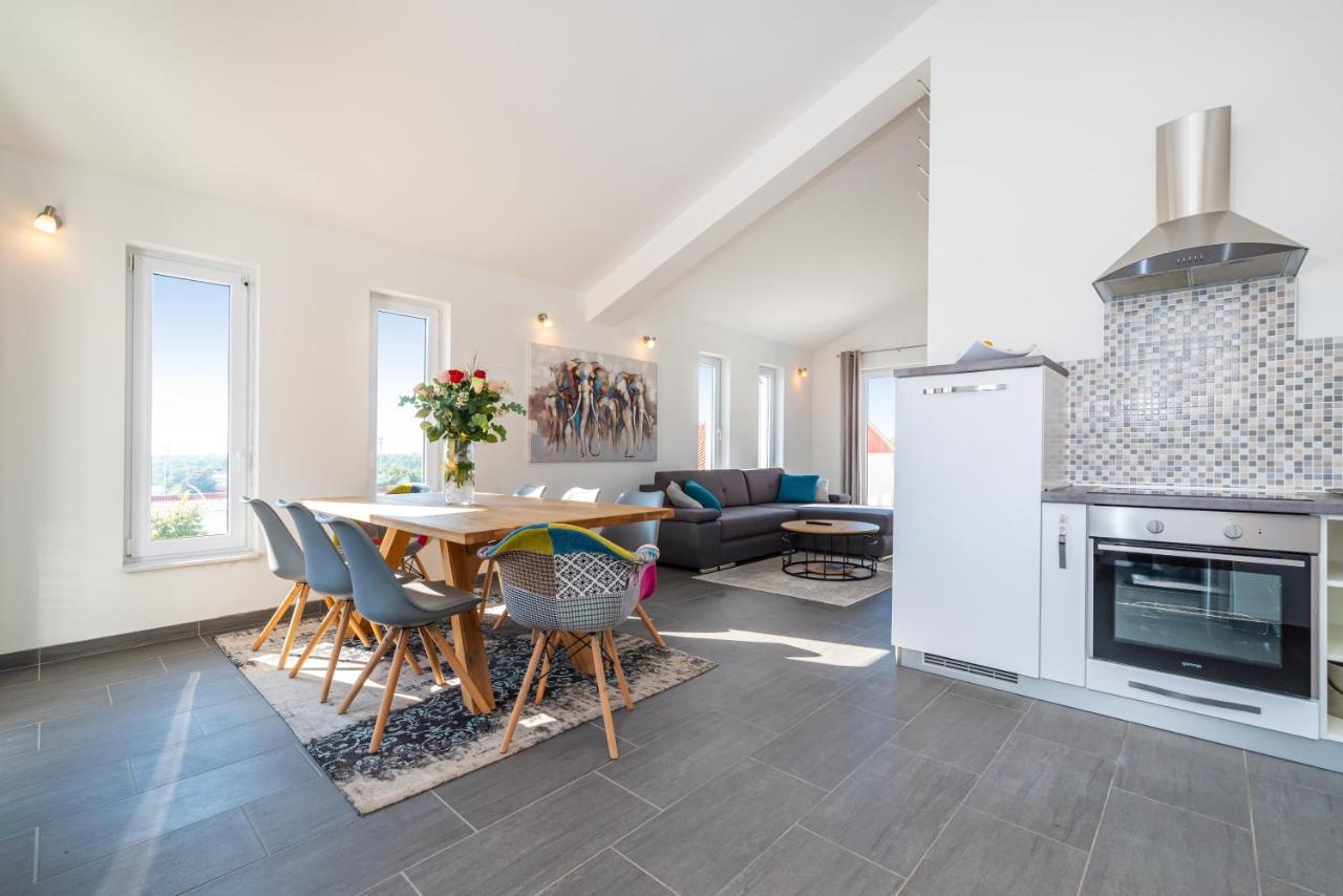 House Of Dalmatia Apartment Pakostane Bagian luar foto