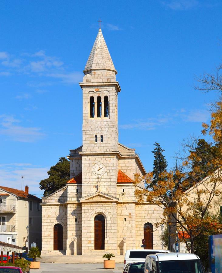 House Of Dalmatia Apartment Pakostane Bagian luar foto